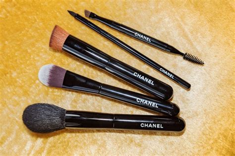 chanel eyeline brush|Chanel eyeliner brush review.